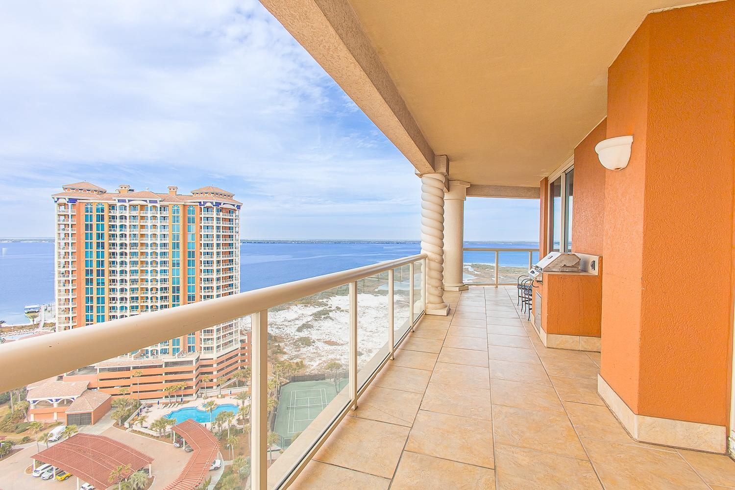 Aparthotel Oceanfront Tower 3 Gulf & Bay View 3-bedroom 18th Floor In Pensacola *