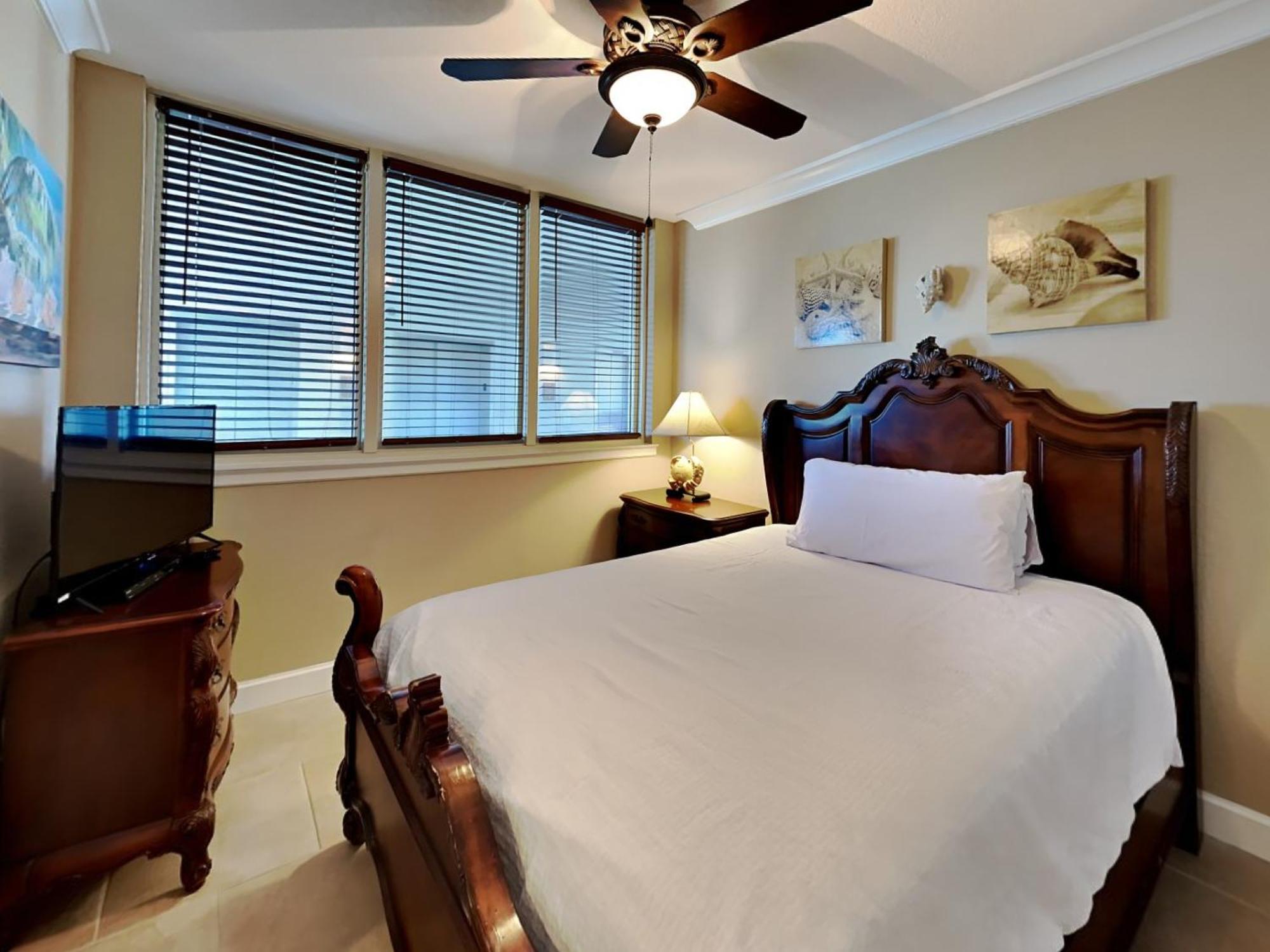 Club 904c Apartment