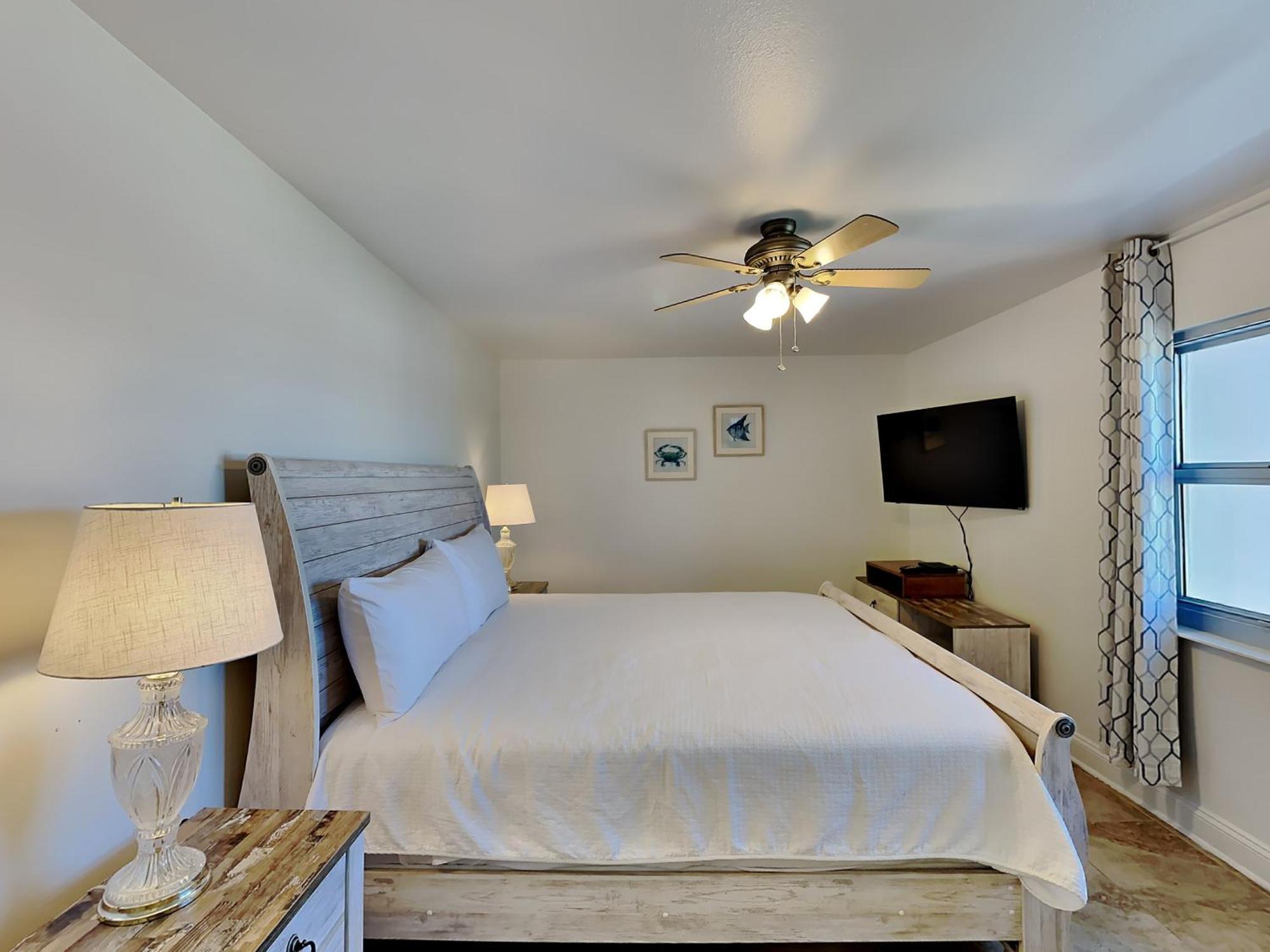 Regency Towers 801 West * Pensacola Beach