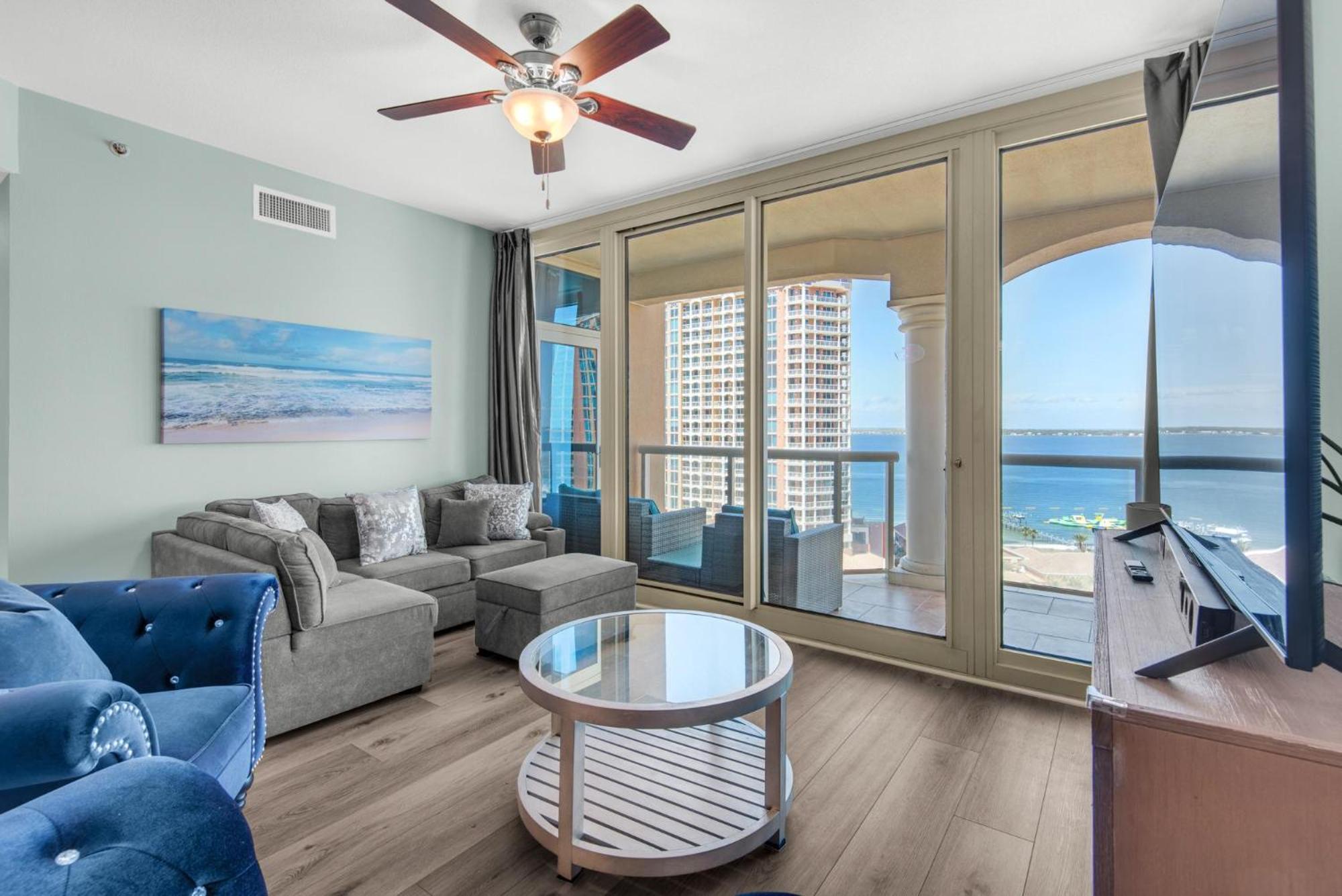 Portofino Tower 1 Unit 1205 Holiday home