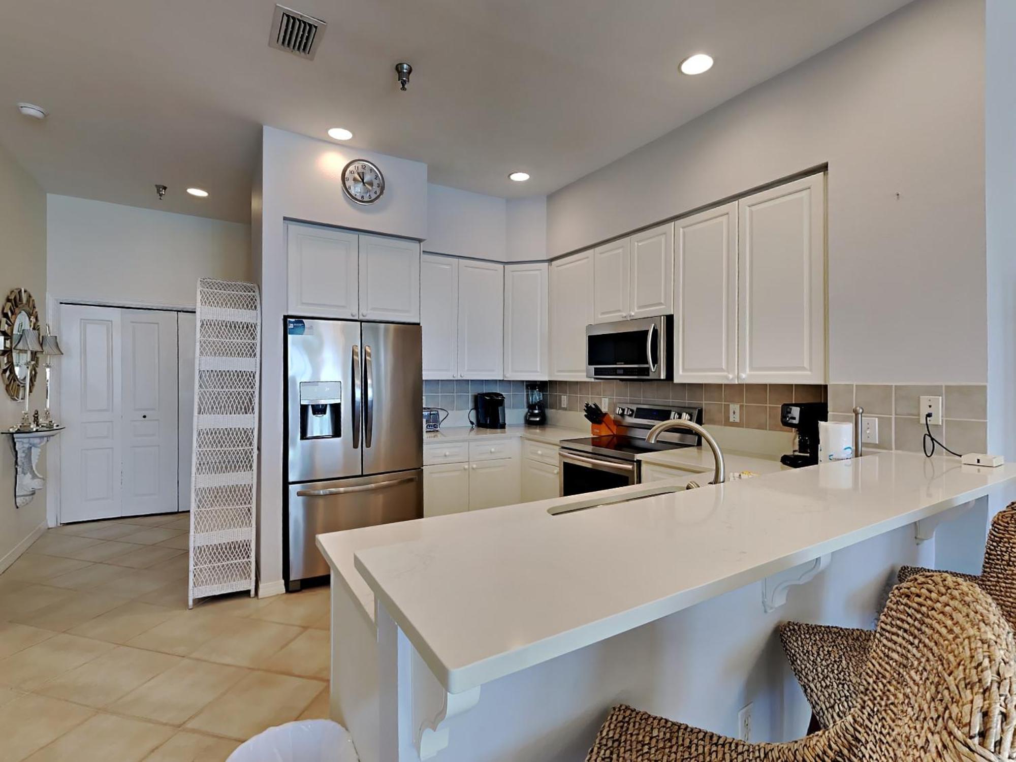 Apartment Amazing In Pensacola With Heated Swimming Pool, Outdoor Swimming Pool And 2 Bedrooms
