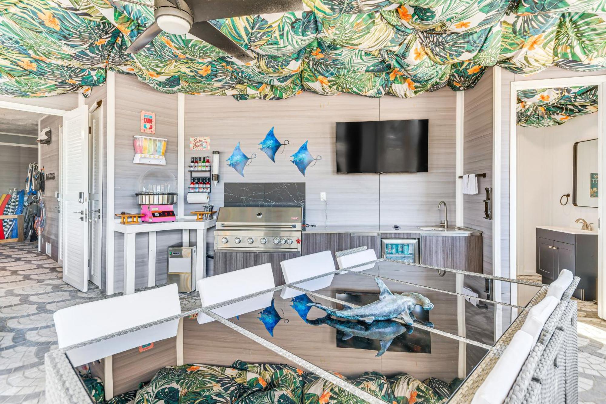 Holiday home Walk Or Bike To Shore Pensacola Retreat! Pensacola Beach