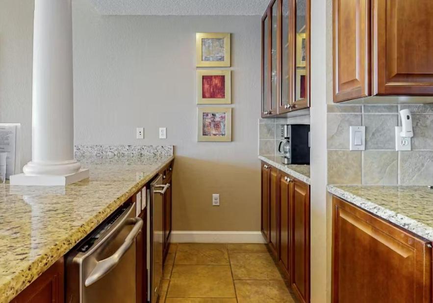 Club & Unit 1502 Holiday home *