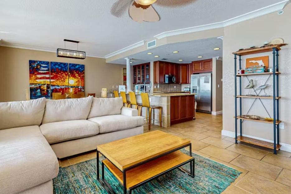 Club & Unit 1502 * Pensacola Beach