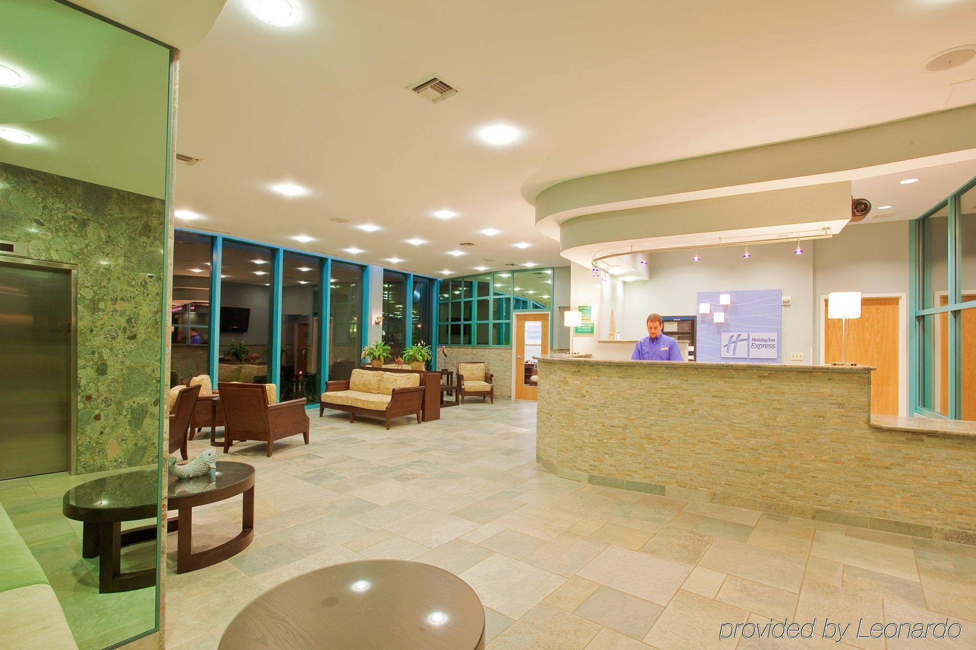 Express Pensacola By Ihg