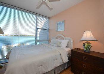Hotel Pensacola Gulf By Rmi Vacations Pensacola Beach