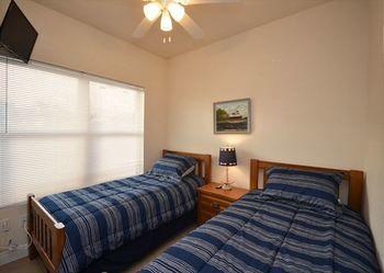 Hotel Pensacola Gulf By Rmi Vacations Pensacola Beach