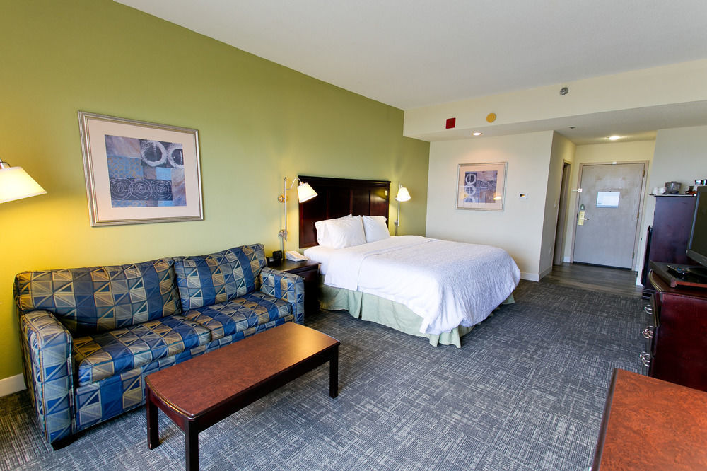 Hotel Hampton Pensacola 3*