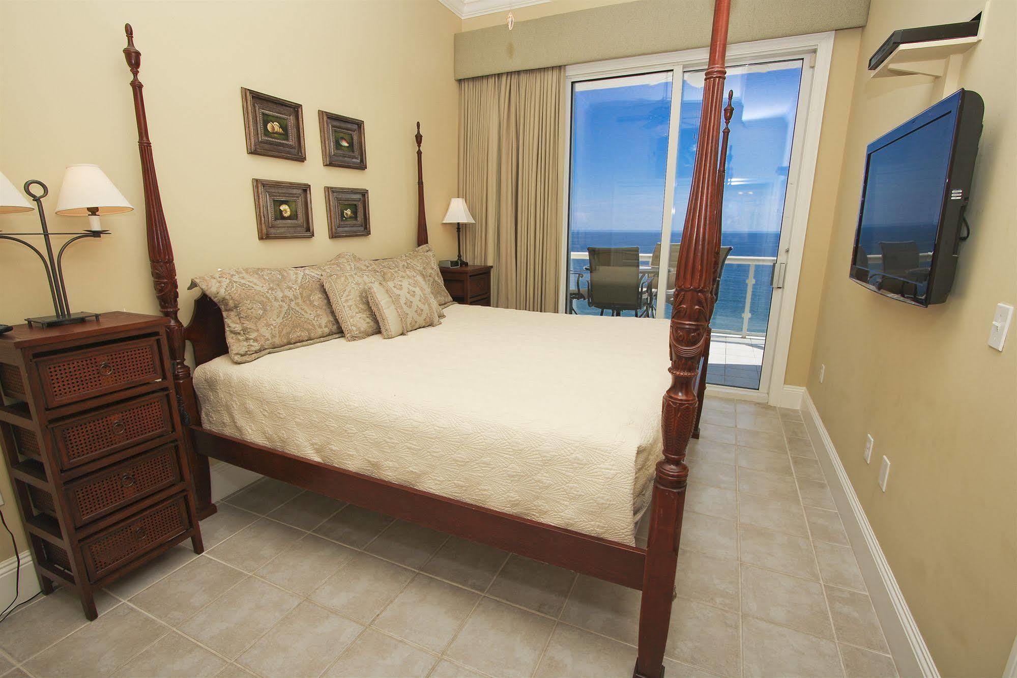 Emerald Isle Pensacola Beach