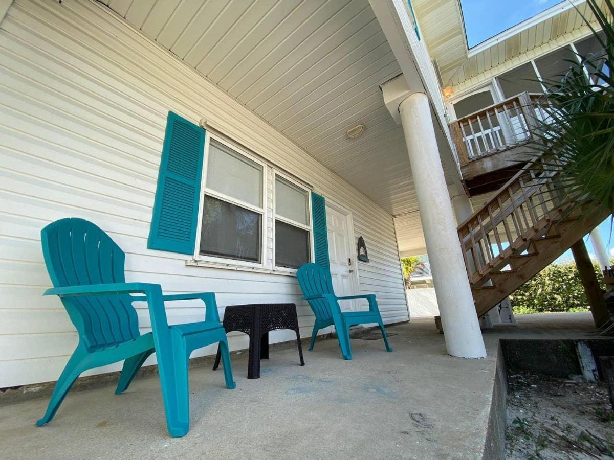 Full 3 Bedroom Beach House By Gulf Life Holiday home