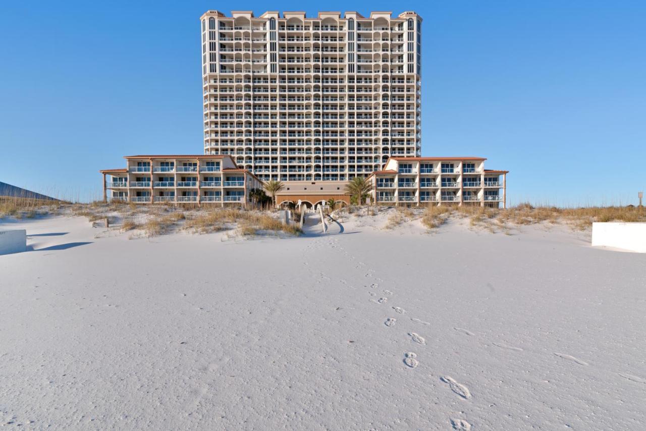 Apartment Club 1502 *