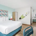 Surf & Sand Hotel