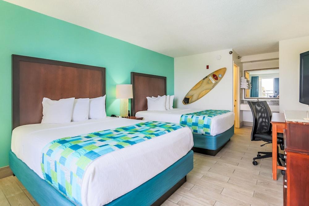 Hotel Surf & 2*