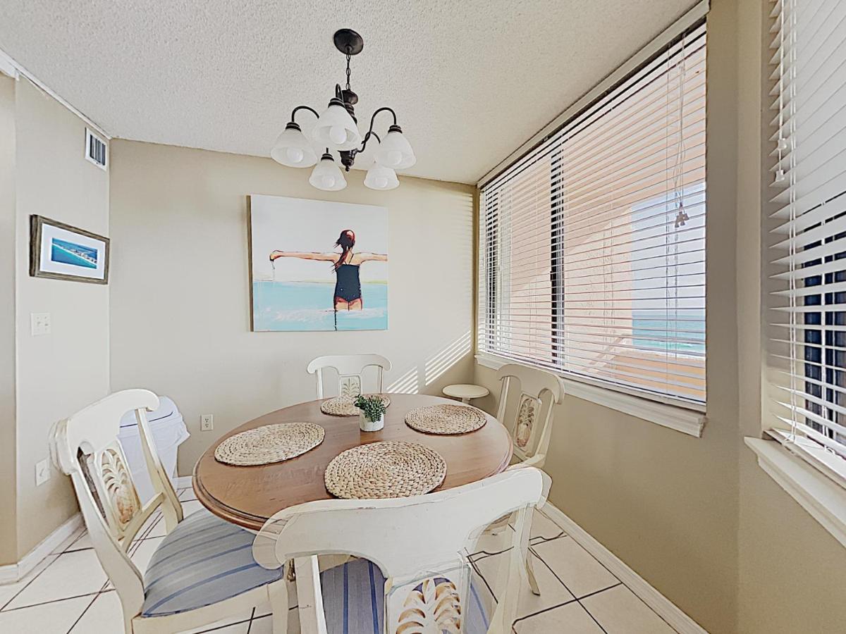 Apartment Gulf Winds #302 *