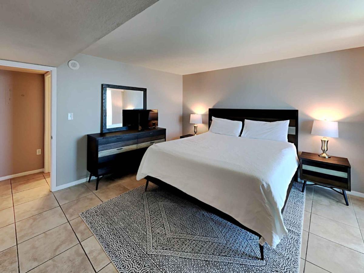Sabine Yacht & Racquet #5c Apartment Pensacola Beach