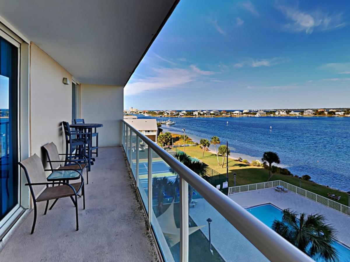 Sabine Yacht & Racquet #5c Pensacola Beach