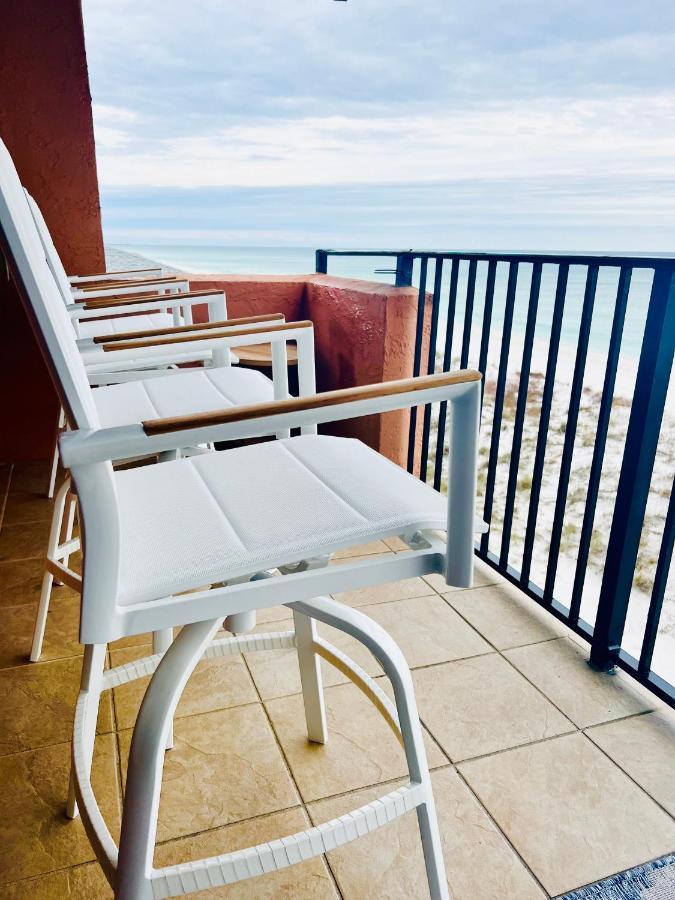 Gulf Front Penthouse Apartment *