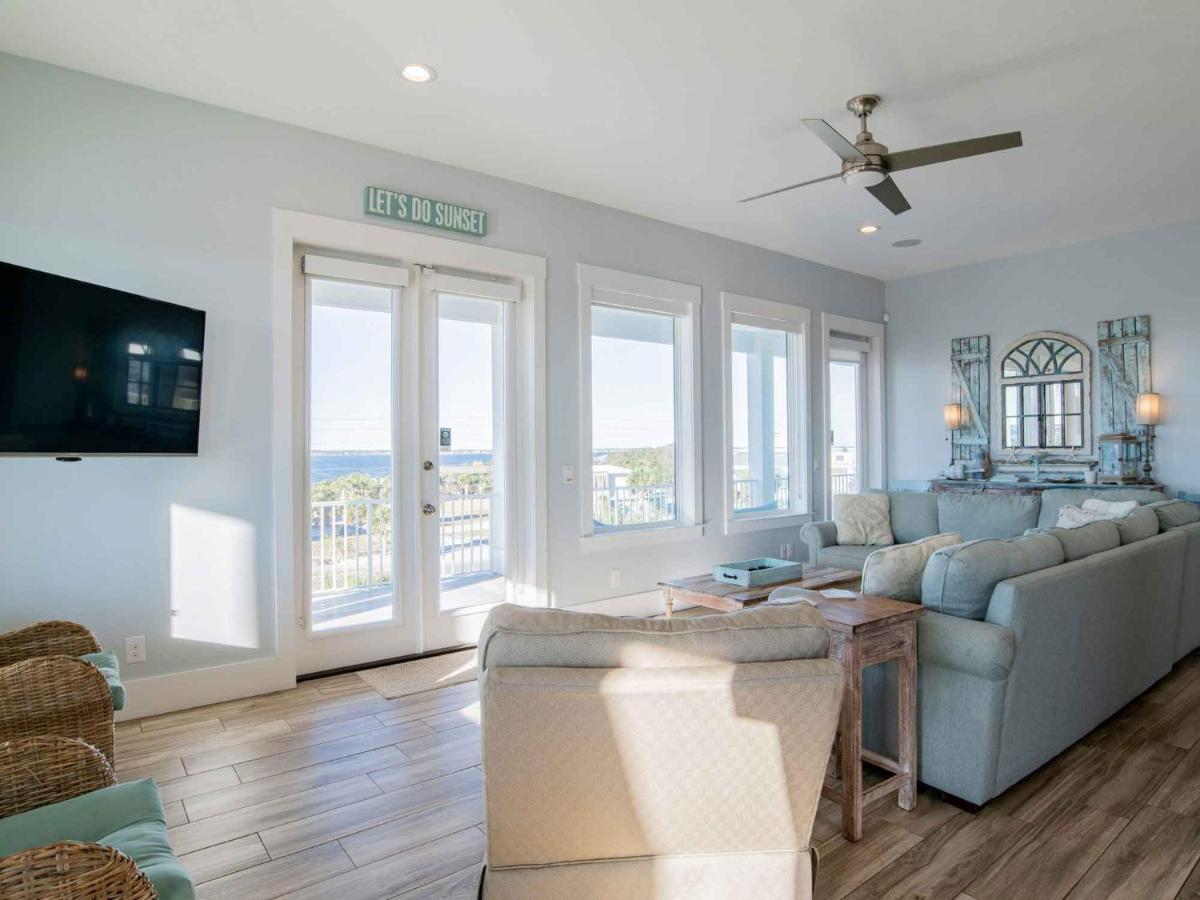 Holiday home She Sells Seashells *