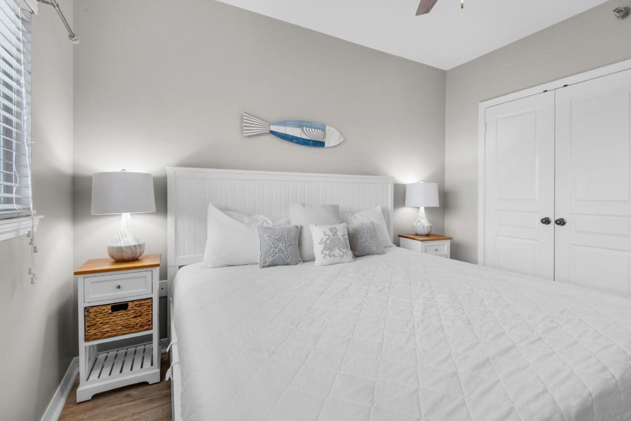 Emerald Isle Unit 206 Holiday home