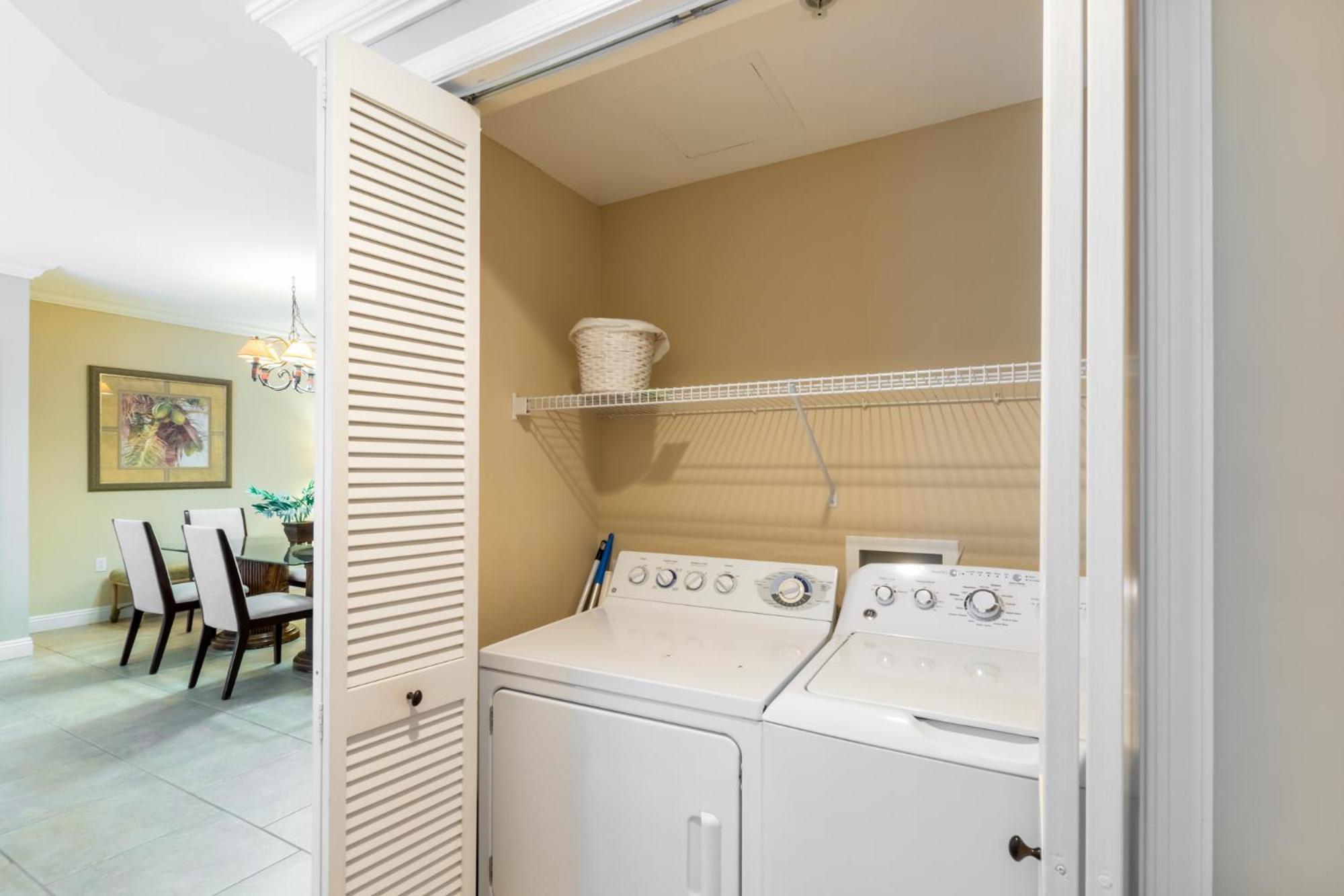 1 Portofino 1005 Apartment