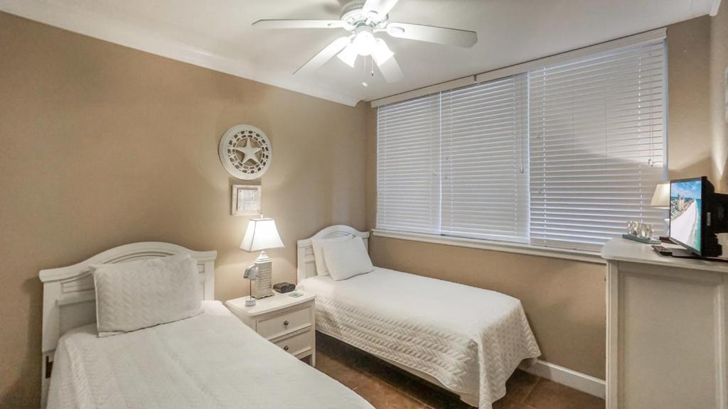 Apartment Club Gulf Front 3b - 1003