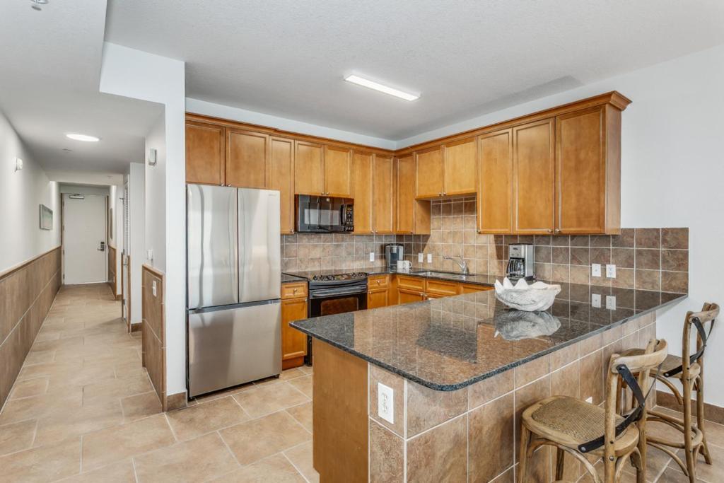 Apartment Club 1b - 204a